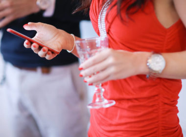 smartphone et alcool